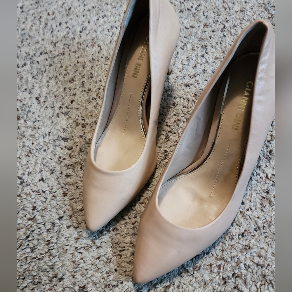 Nude Color High Heels GB size 6.5